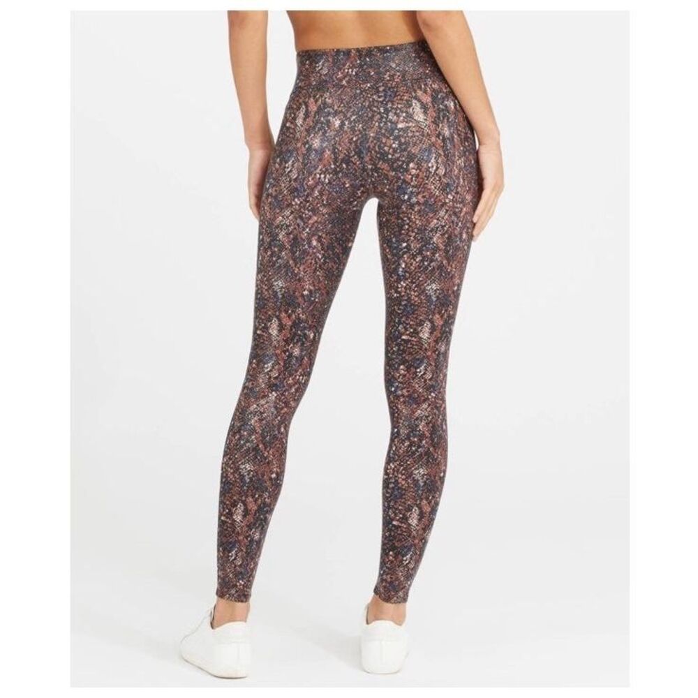 SPANX Faux Leather Snake Shine Leggings Mocha Snake Size Large